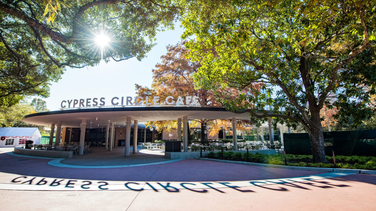 outside view of Cypress Circle Cafe restaurant