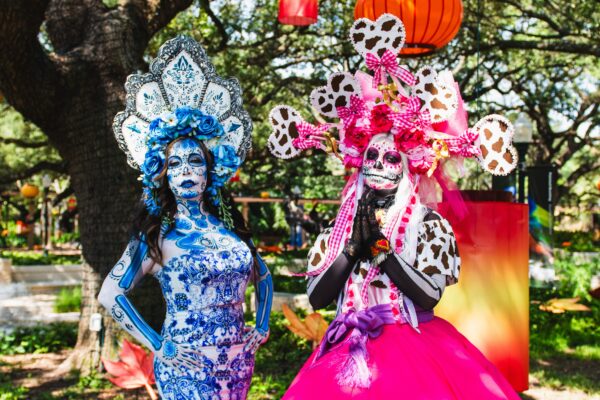 Houston Zoo Celebrates Día De Los Muertos 💀