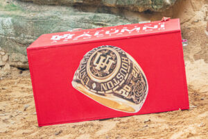 Guarding of the University of Houston Class Rings